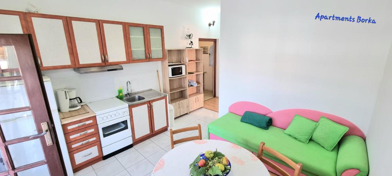 Apartments Borka 비오그라드나모루 외부 사진